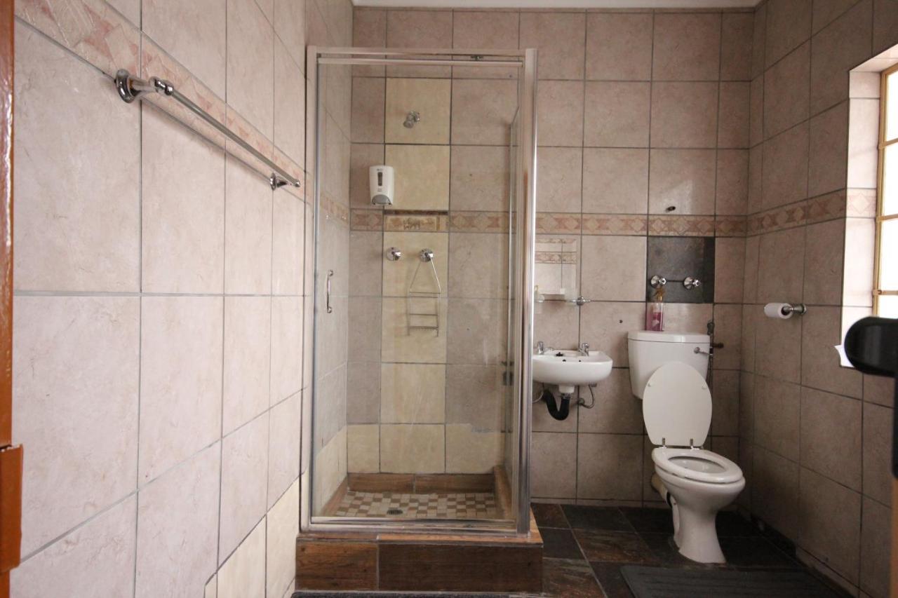 Ingwe Guesthouse Mbombela Luaran gambar