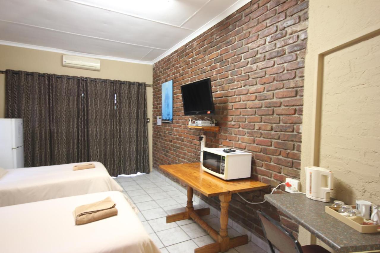 Ingwe Guesthouse Mbombela Luaran gambar